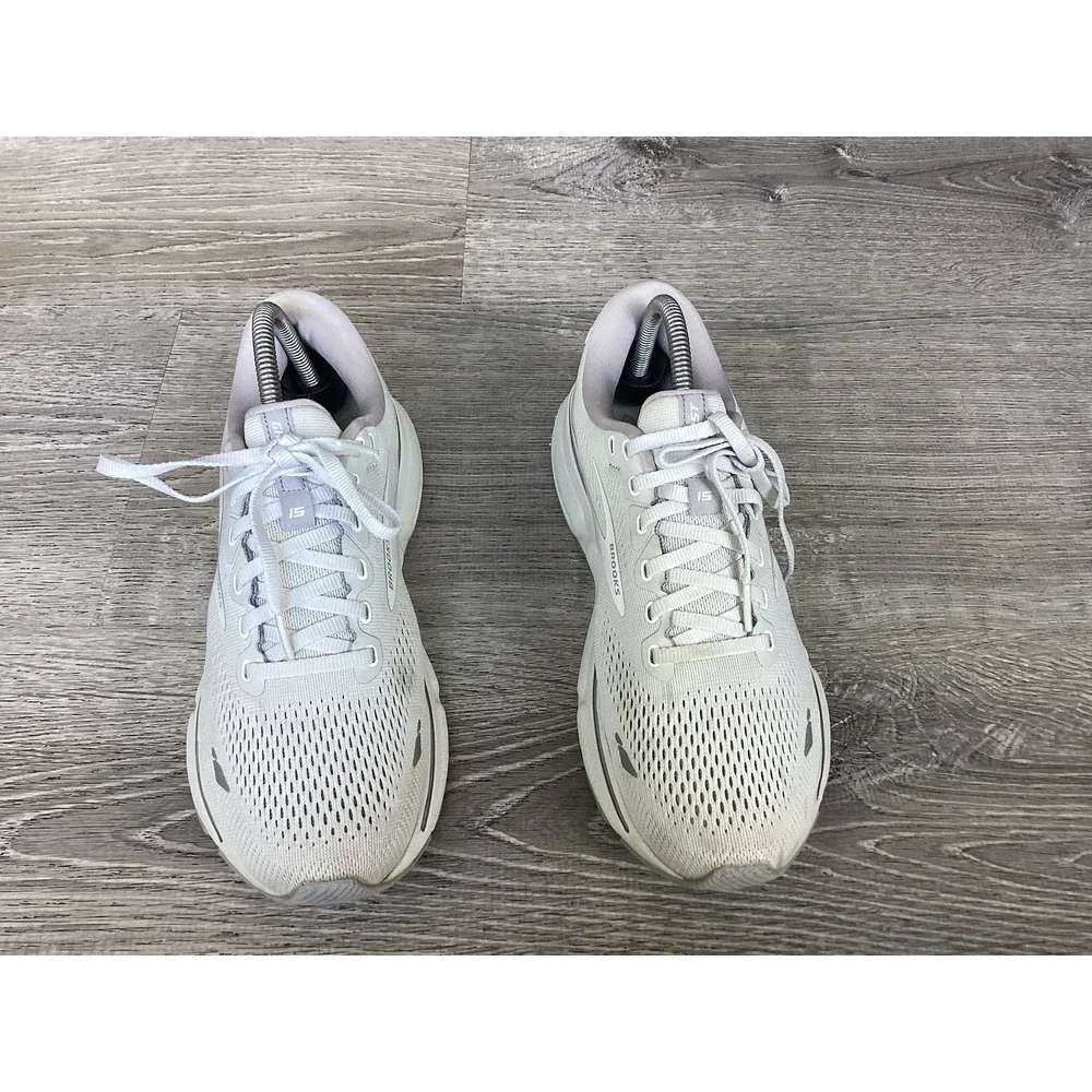 Brooks Women Ghost 15 1203801B112 Gray Running Shoes Sneakers Size 9.5 B